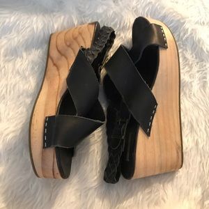 Ecote Black Wedges